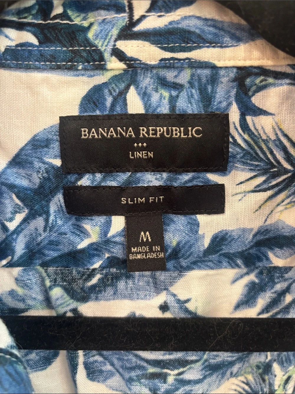 Banana Republic Men’s White Shirt with Blue Tropical Leaf Print